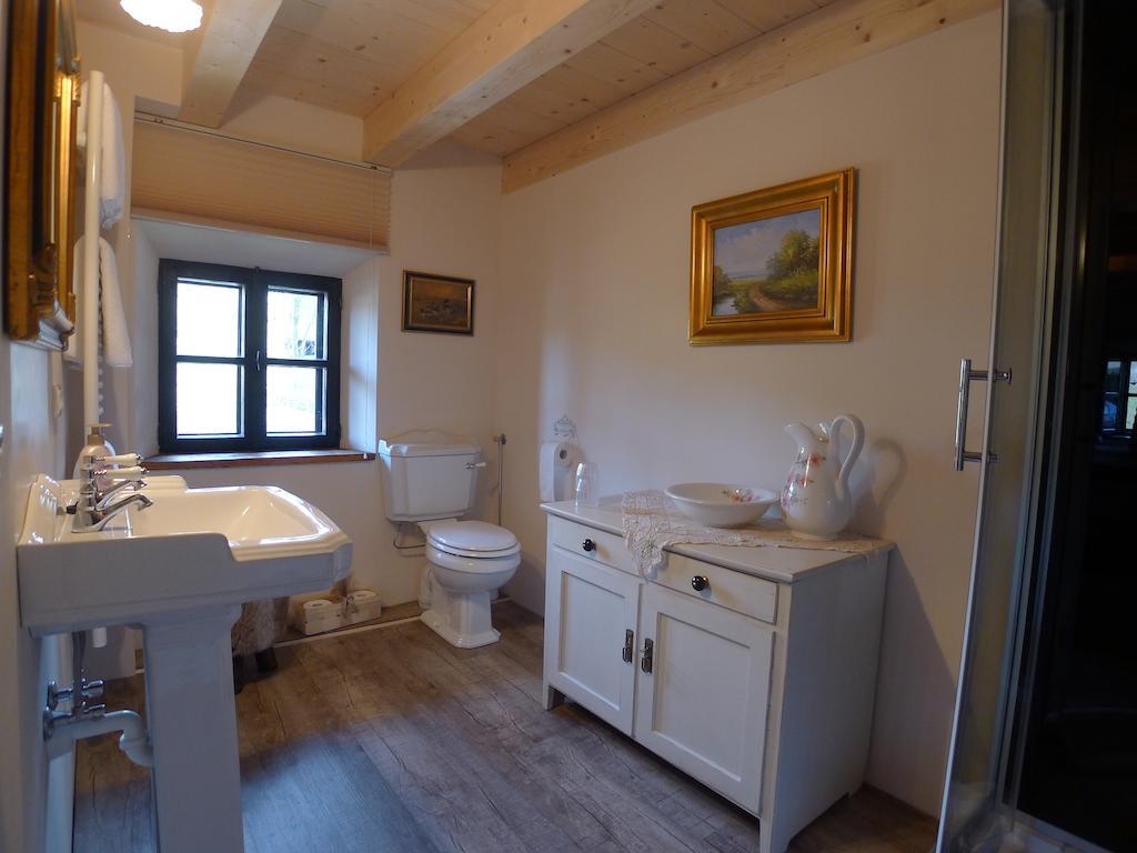 Heuholzmühle Privatzimmer Elixhausen Habitación foto
